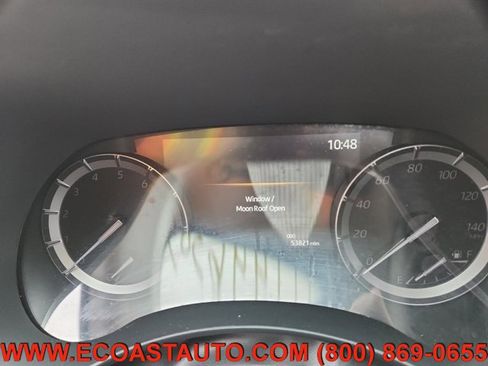 Used 2021 Toyota Highlander XLE image 8