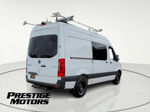 Used 2022 Mercedes-Benz Sprinter 2500 w/ Parking Package image 6