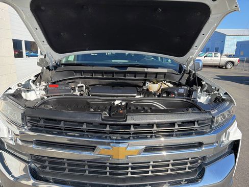 Used 2021 Chevrolet Silverado 1500 LT w/ Bed Protection Package image 14