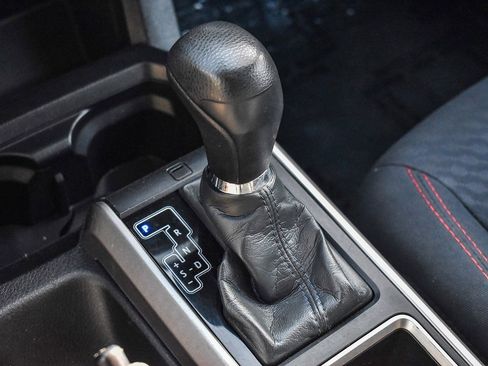 Used 2021 Toyota Tacoma SR5 image 19