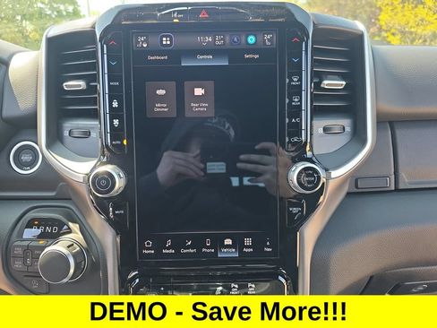 New 2026 RAM 1500 Big Horn AWD/4WD image 19