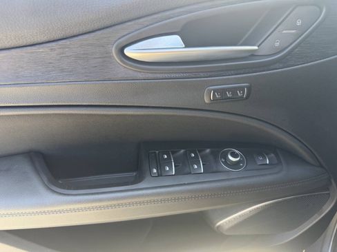 Used 2022 Alfa Romeo Stelvio Sprint AWD/4WD image 32