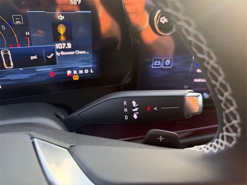 Used 2026 Chevrolet Traverse Z71 w/ Driver Confidence Package image 21