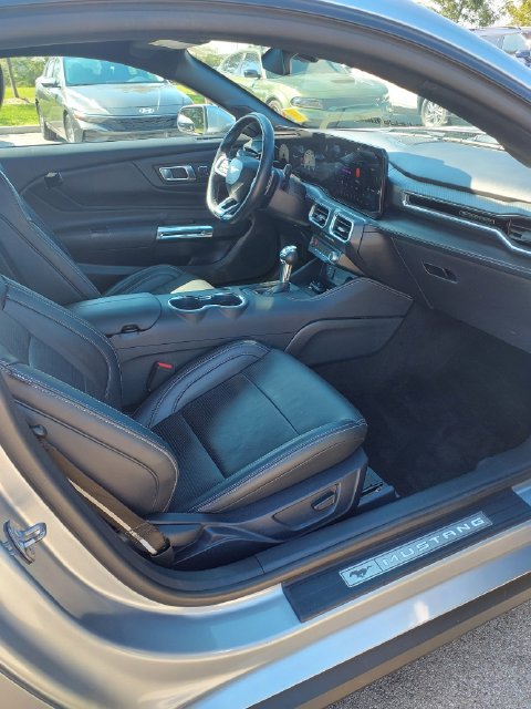 Used 2025 Ford Mustang GT Premium RWD image 22