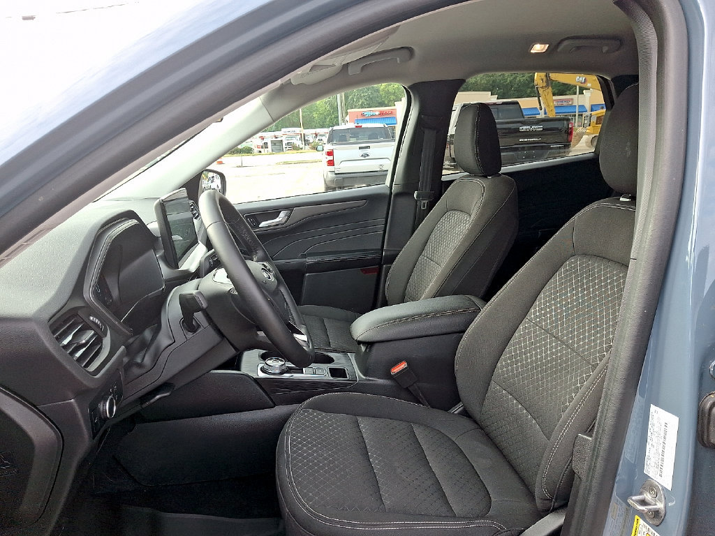 Used 2024 Ford Escape Active w/ Tech Pack #2 AWD/4WD image 13