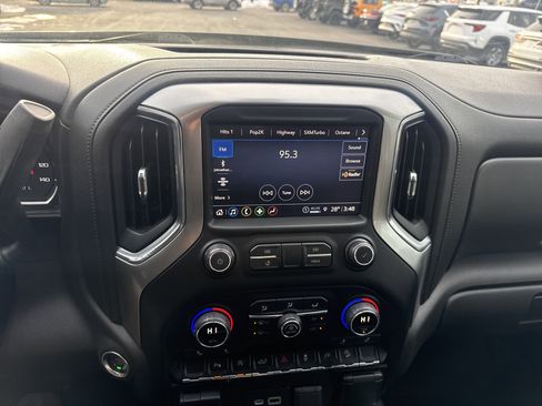 Used 2021 Chevrolet Silverado 1500 LT Trail Boss w/ Convenience Package II image 23