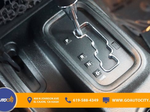 Used 2018 Jeep Wrangler Unlimited Sport S image 20