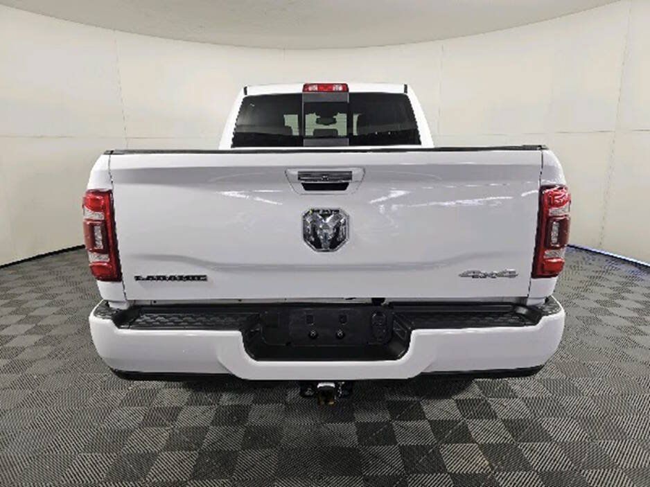 Used 2022 RAM 2500 Laramie AWD/4WD image 8
