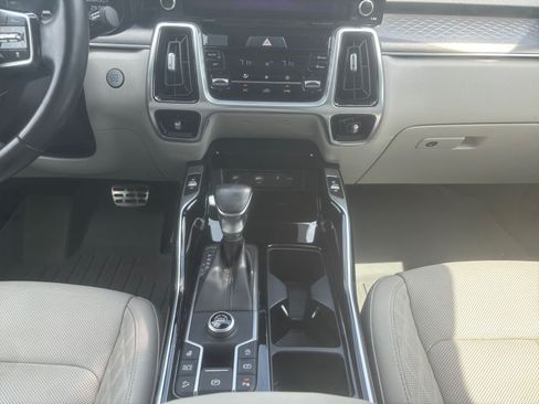Used 2021 Kia Sorento SX FWD image 11