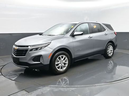 Used 2024 Chevrolet Equinox LT image 1