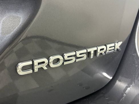 Used 2025 Subaru Crosstrek 2.0i Premium image 8