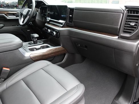 Used 2024 GMC Sierra 1500 Elevation w/ Elevation Premium Package AWD/4WD image 42