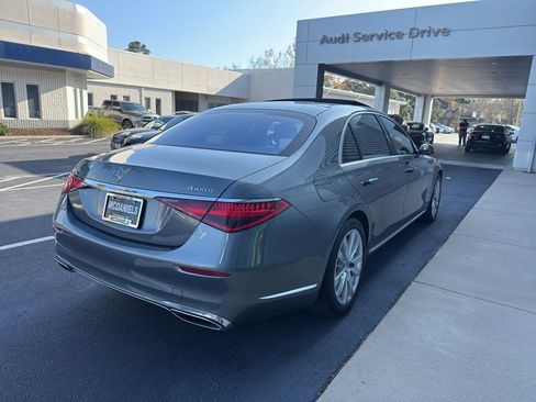 Used 2022 Mercedes-Benz S 500 4MATIC image 5