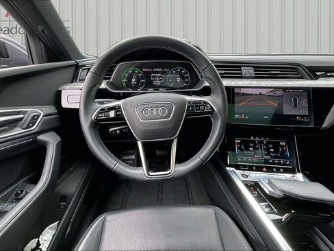 Used 2024 Audi Q8 e-tron Premium Plus w/ Premium Plus Package AWD/4WD image 8