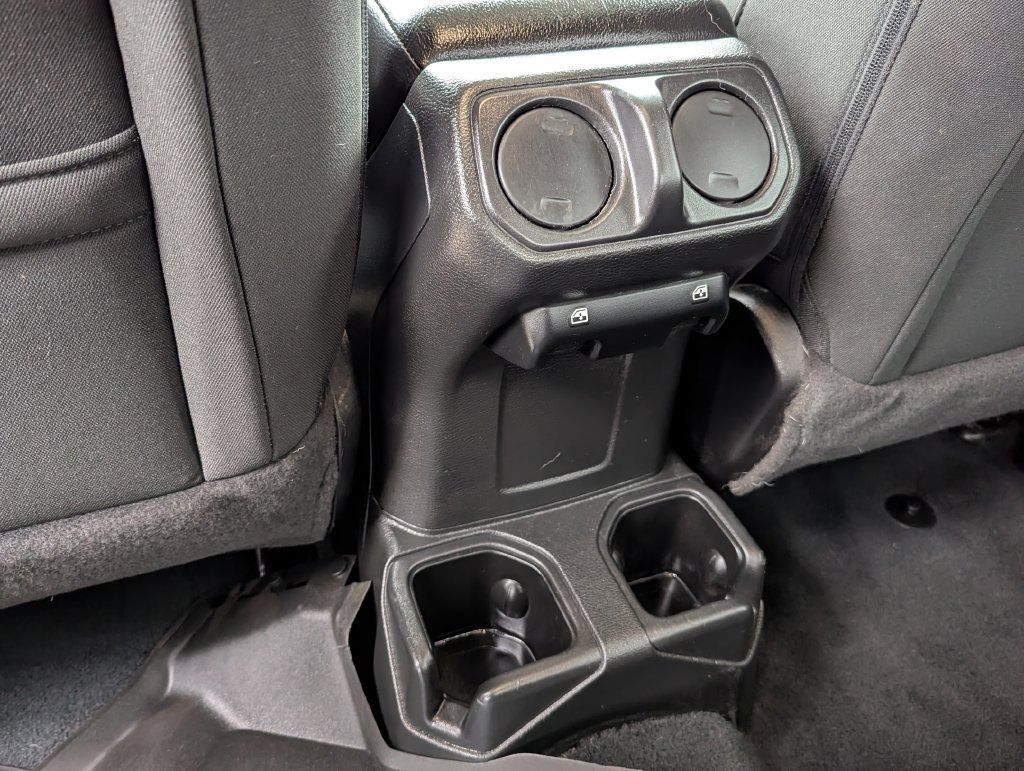 Used 2022 Jeep Gladiator Sport AWD/4WD image 17