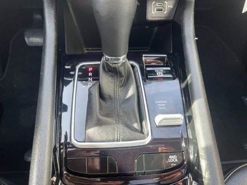 Used 2025 Jeep Compass Limited w/ Sun & Sound Group image 31