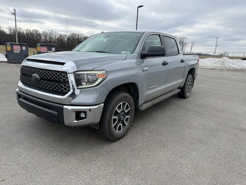Used 2018 Toyota Tundra SR5 w/ TRD Off Road Package image 3