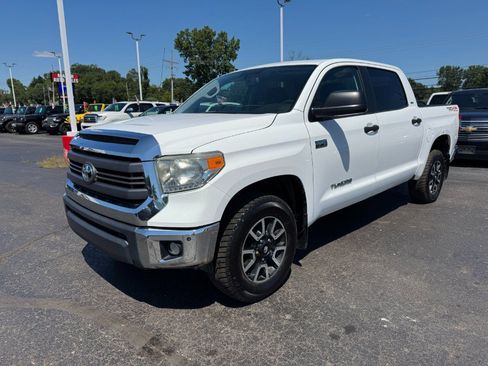 Used 2014 Toyota Tundra SR5 AWD/4WD image 1