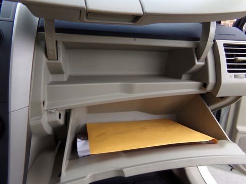 Used 2012 Toyota Corolla L image 25