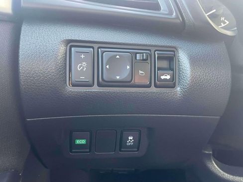 Used 2019 Nissan Sentra S image 18