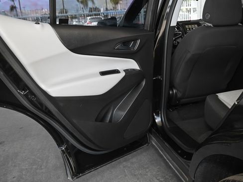 Used 2022 Chevrolet Equinox LS w/ LPO, Cargo Package FWD image 33