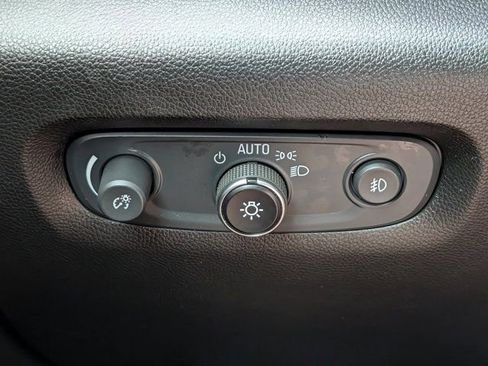 Used 2021 Chevrolet Traverse RS w/ LPO, Floor Liner Package AWD/4WD image 25