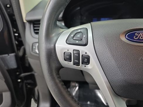 Used 2013 Ford Edge SEL FWD image 17