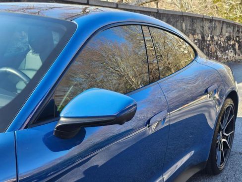 Used 2023 Porsche Taycan w/ Premium Package image 21