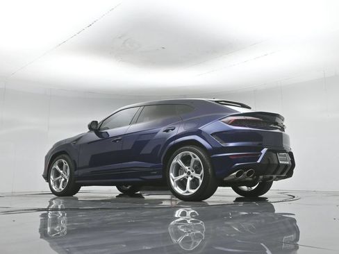 Used 2026 Lamborghini Urus SE AWD/4WD image 52