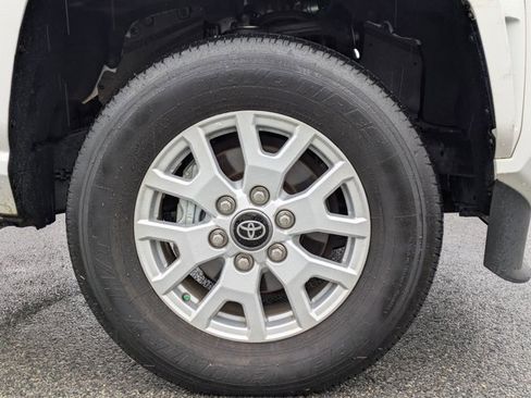 Used 2024 Toyota Tacoma SR5 image 10