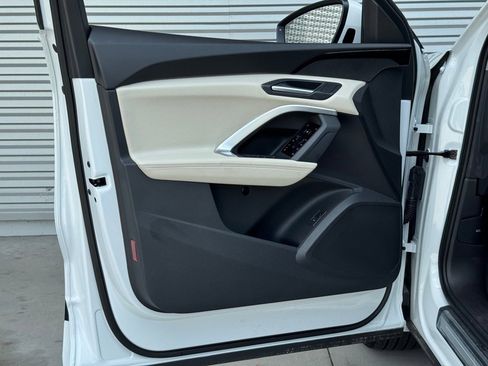 New 2025 Audi Q5 2.0T Premium image 16