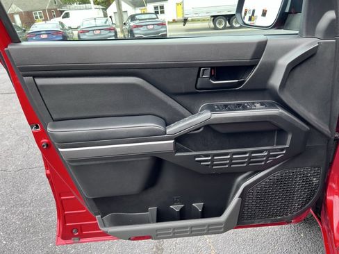 Used 2024 Toyota Tacoma SR5 image 16