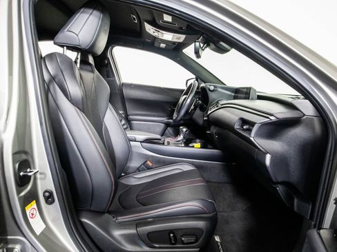 Used 2019 Lexus UX 200 F Sport w/ F Sport Premium Package FWD image 11