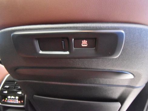 Used 2022 BMW X5 xDrive40i w/ Executive Package image 26