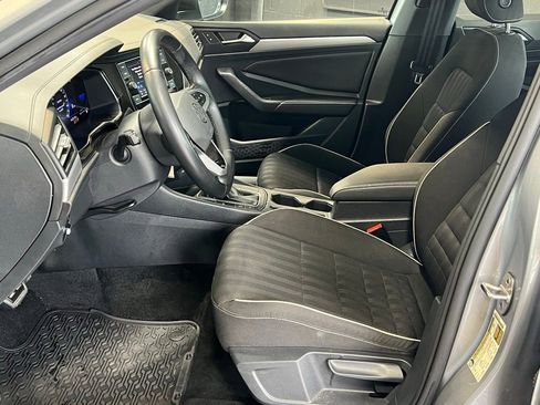 Used 2023 Volkswagen Jetta Sport image 12