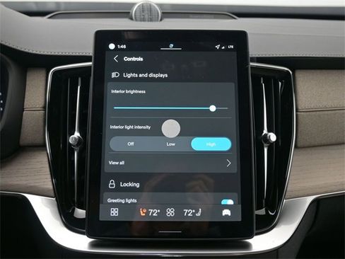 New 2026 Volvo XC90 B6 Ultra w/ Lounge Package image 17