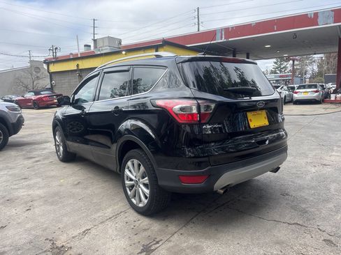 Used 2017 Ford Escape Titanium image 7