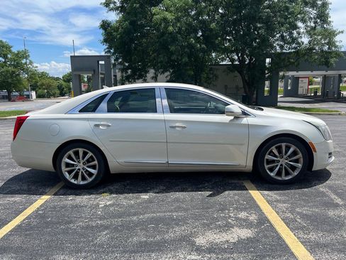 Used 2013 Cadillac XTS Luxury w/ Driver Awareness Package AWD/4WD image 7