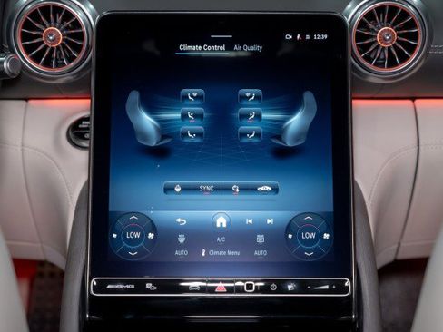 New 2026 Mercedes-Benz SL 63 AMG 4MATIC image 17