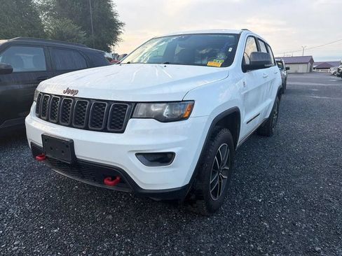 Used 2021 Jeep Grand Cherokee Trailhawk AWD/4WD image 1