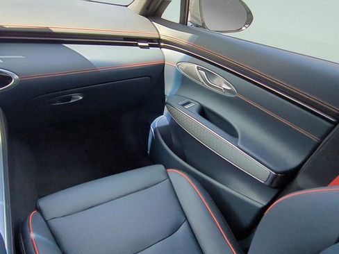 New 2026 Genesis GV70 2.5T Sport Prestige AWD/4WD image 13