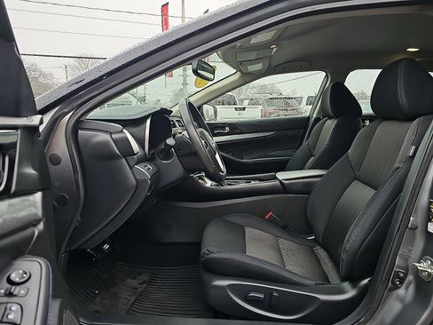Used 2018 Nissan Maxima 3.5 S image 13