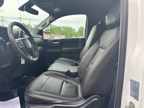 Used 2021 Chevrolet Silverado 1500 W/T w/ WT Convenience Package image 2