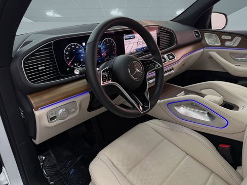 New 2025 Mercedes-Benz GLE 450 4MATIC image 4