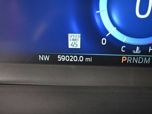 Used 2021 Ford Explorer Platinum w/ Equipment Group 601A AWD/4WD image 17