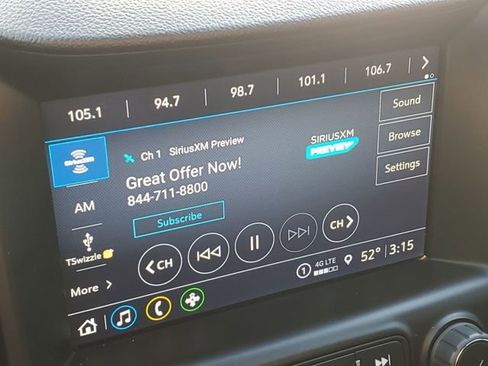 Used 2022 GMC Terrain AT4 image 18