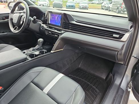 Used 2026 Toyota Camry SE FWD image 22