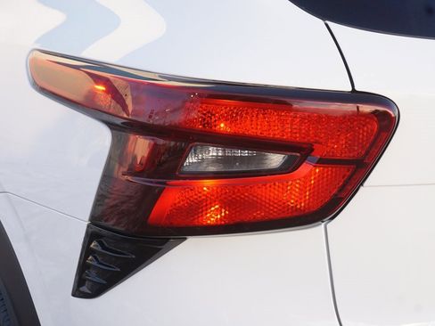 New 2026 Chevrolet Trax LT w/ Driver Confidence Package image 28