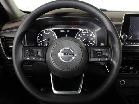Certified 2021 Nissan Rogue SV FWD image 10