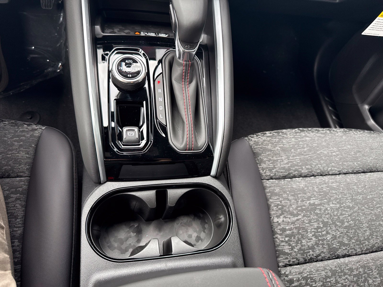 New 2026 Chevrolet Colorado Z71 AWD/4WD image 25